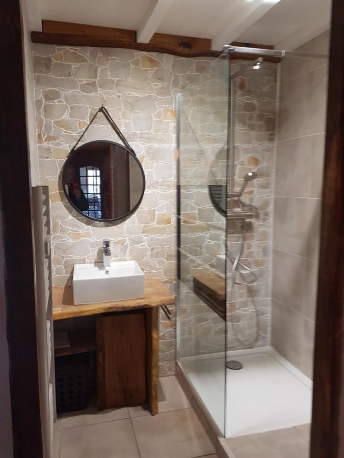 Bed and Breakfast Notre Parenthese Jau-Dignac-et-Loirac Exterior foto